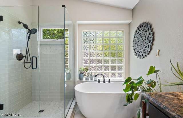 1891 W LONGHORN Drive Gallery 3