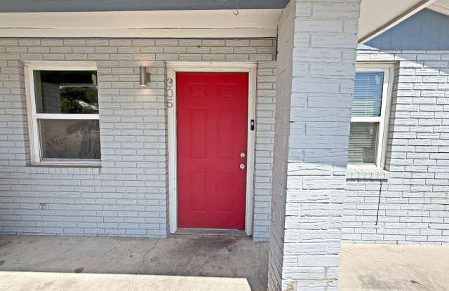 305 HAECKERVILLE RD Gallery 2