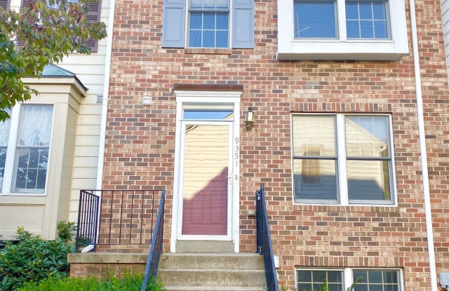 9351 Breamore Ct - 9351 Breamore Court, North Laurel, MD 20723