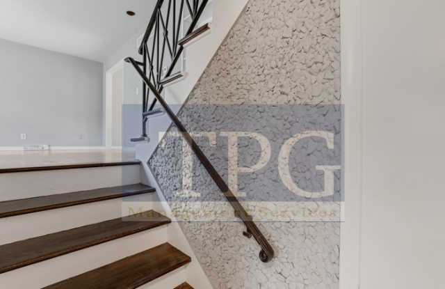 8502 East 109 Terrace Gallery 3