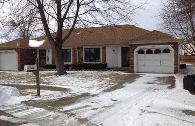 961 Red Maple Court - 961 Red Maple Court, Greenwood, IN 46143