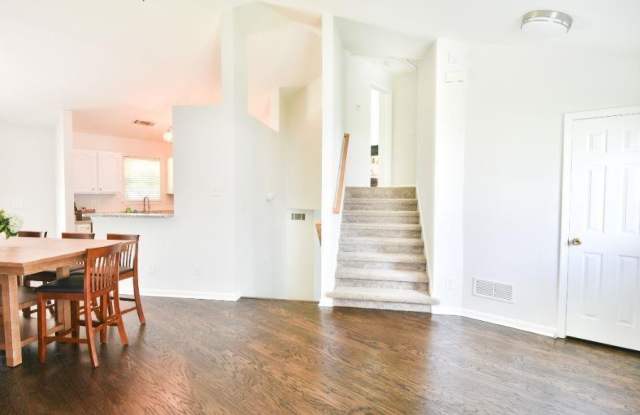 2592 Boulder Hill Court SE Gallery 3