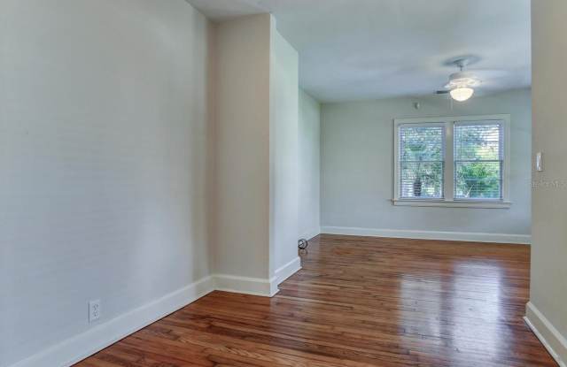 404 S WESTLAND AVENUE Gallery 2