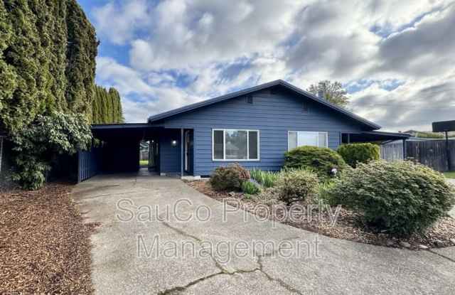 2737 Maywood Drive photos photos