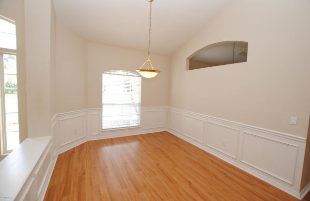 2116 SOUND OVERLOOK DR E Gallery 4