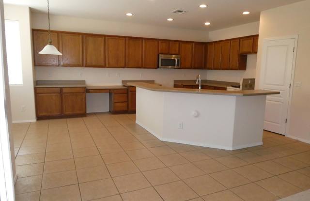8812 W GLENN Drive Gallery 4