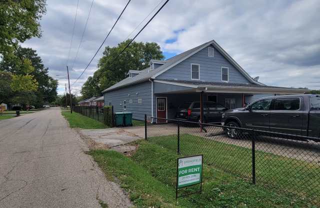 HUGE 4 BEDROOM in SOUTHERN VIEW – MOVE-IN SPECIAL! photos photos