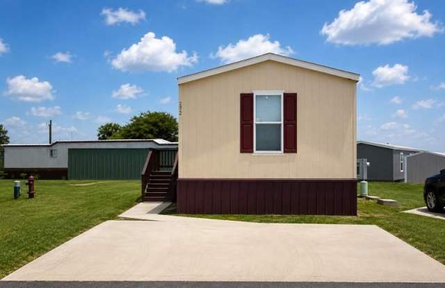 272 Leaf Ln Gallery 2