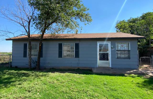 3418 E 16th St photos photos