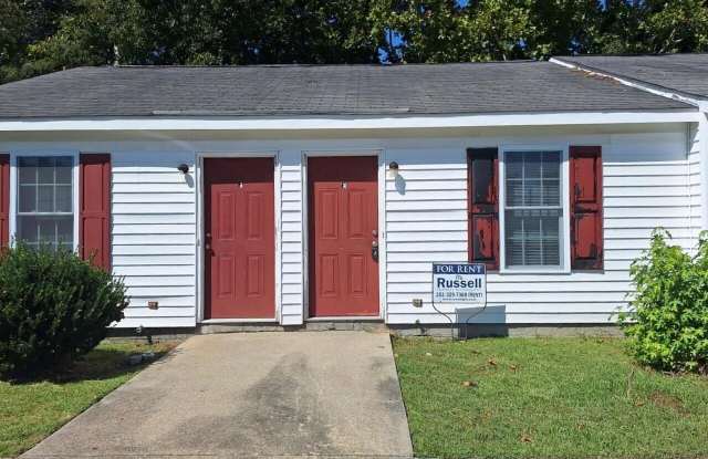 1402 Hooker Road Gallery 1