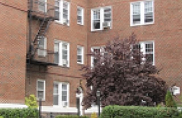2 ALTAMONT CT APT 14 - 2 Altamont Court, Morristown, NJ 07960