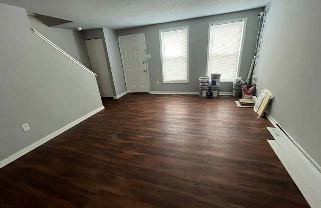 Spacious 3-Bedroom Townhome – Newly Renovated & Move-In Ready! ** VOUCHER HOLDERS ONLY** Gallery 3