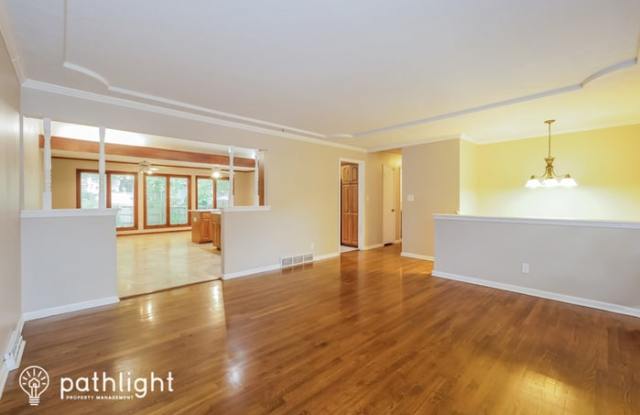 9247 Switzer Road Gallery 3