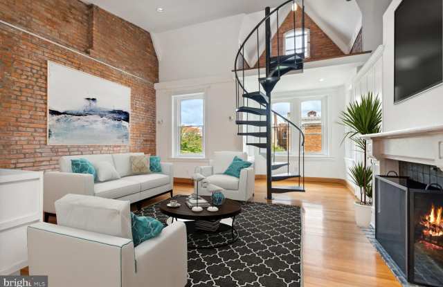 1704 19TH STREET NW - 1704 19th Street Northwest, Washington, DC 20009