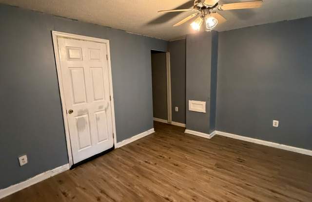 16112 Mcconnell Drive Gallery 2