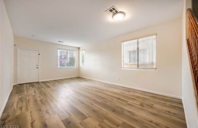 5321 Wild Sunflower Street Gallery 4