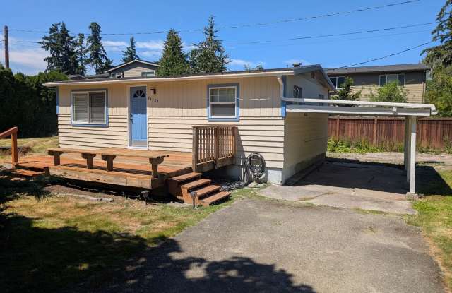 Cute 2 Bedroom house close to Lake Ballinger - AVAILABLE NOW photos photos