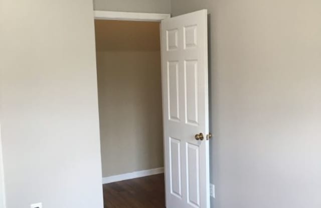 3 Duck Pond Ct - 3 Duck Pond Pl, Germantown, MD 20874