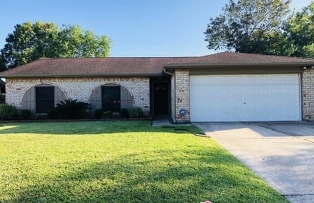 9906 Hummingbird St - 9906 Hummingbird Street, La Porte, TX 77571