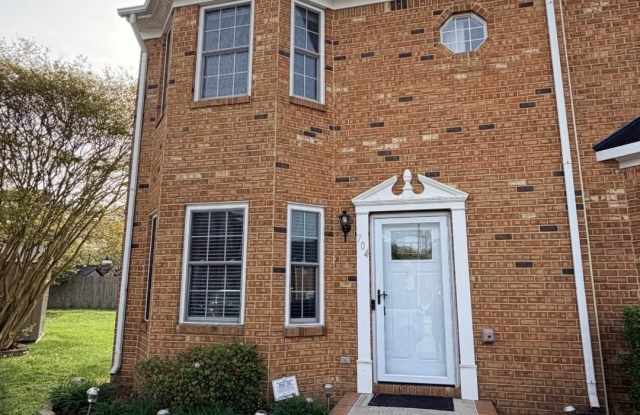 704 Byrd Ct photos photos