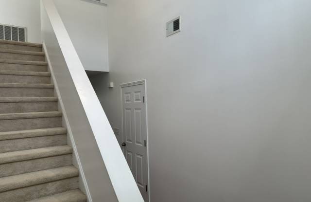 1519 Hamilton Hills Drive Gallery 4