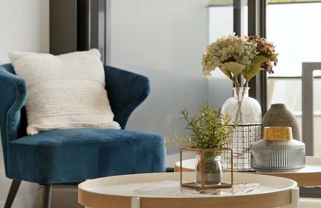 Castlewood Apartments Gallery 2