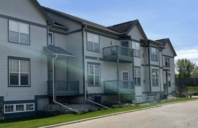 Verona Schools! Awesome 2BR/2BA townhouse-style condo for rent on West Side! photos photos