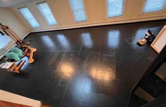 146 Broadway Gallery 4