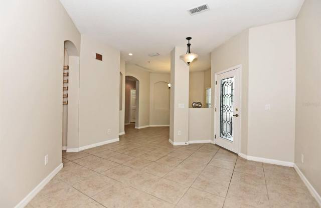 807 FEATHERSTONE LANE Gallery 4
