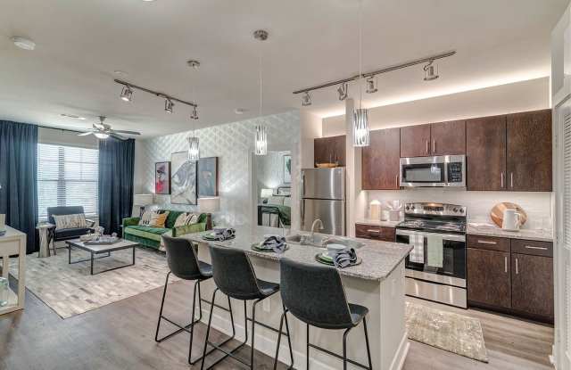 Cortland Brackenridge photos photos