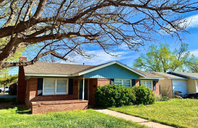 3020 45th Street photos photos