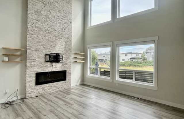 2103 Riverstone Loop Gallery 4