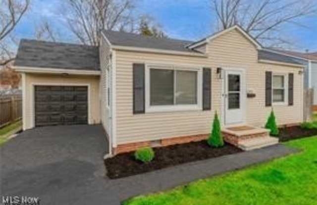 2441 Malden Road photos photos