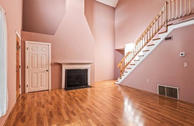 76 Bancroft St. Gallery 4