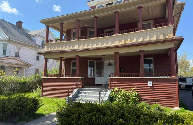 432 Sumner Ave photos photos