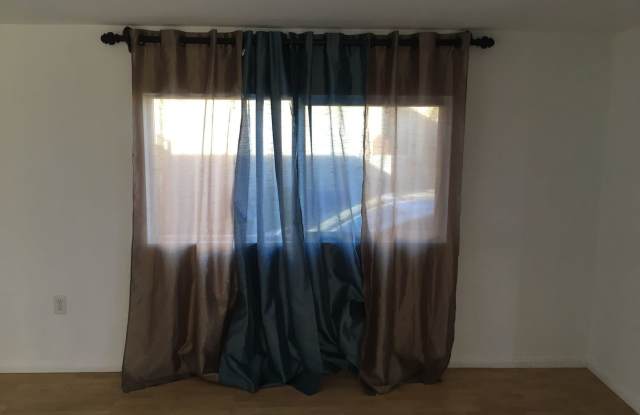 24221 Island Ave Gallery 4