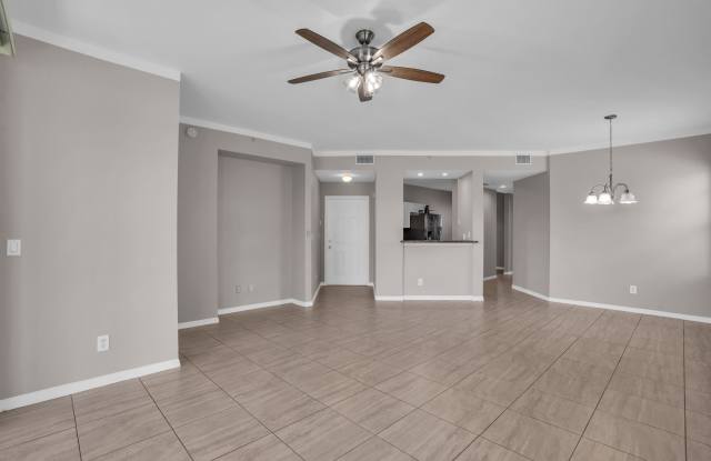 6560 Huntington Lakes Circle Gallery 3