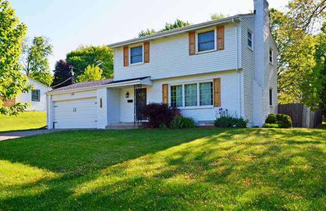 Beautiful 3-Bed 3-Bath Home in Golden Valley - Available 6/1! photos photos