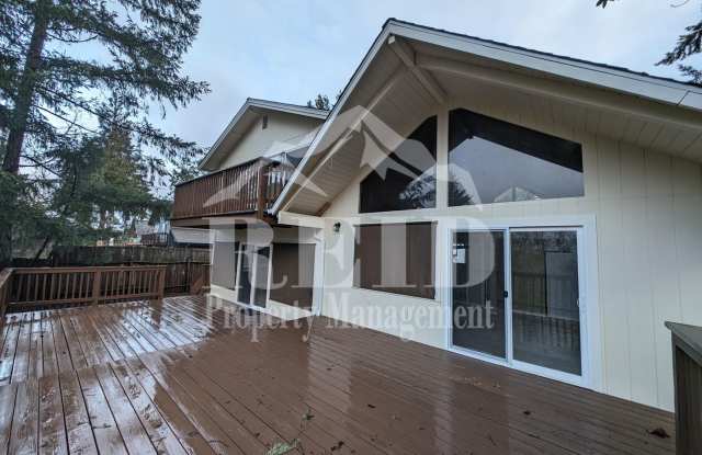 Charming 2-Bedroom Belfair Home photos photos