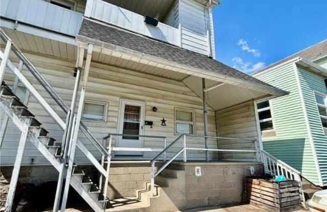 20 W Main Street unit: 16 photos photos