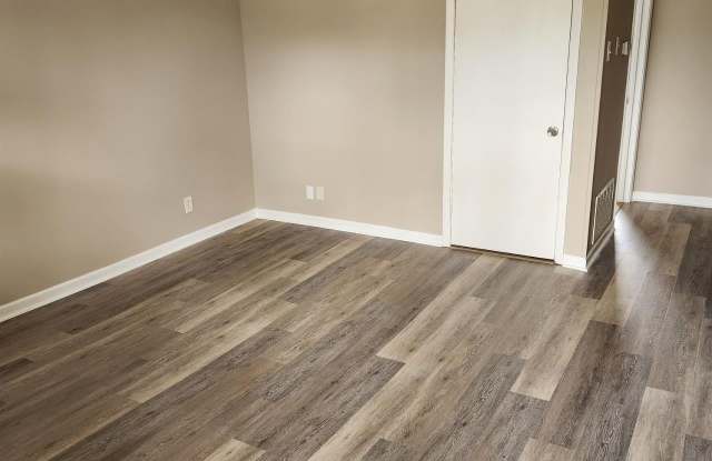 14707 Kanis Road Gallery 2