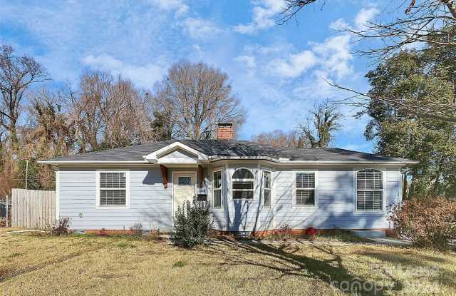 2574 Brentwood Place - 2574 Brentwood Place, Charlotte, NC 28208