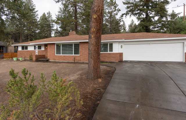 West Hills 4 Bdrm+, 3 Bath Mid Century - Available 9/1/2025 photos photos