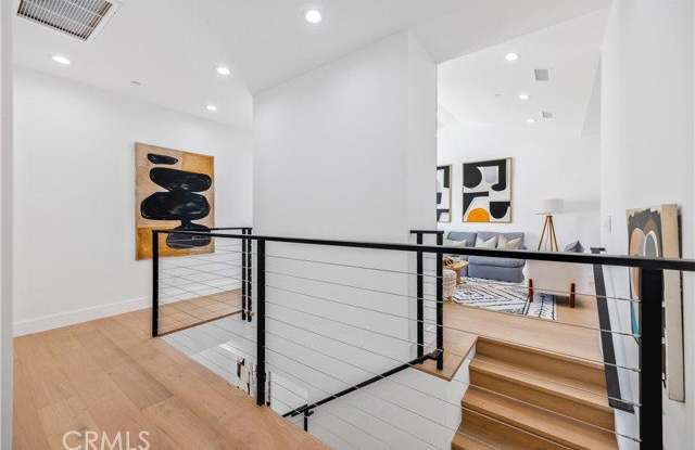 2420 Ives Lane Gallery 4