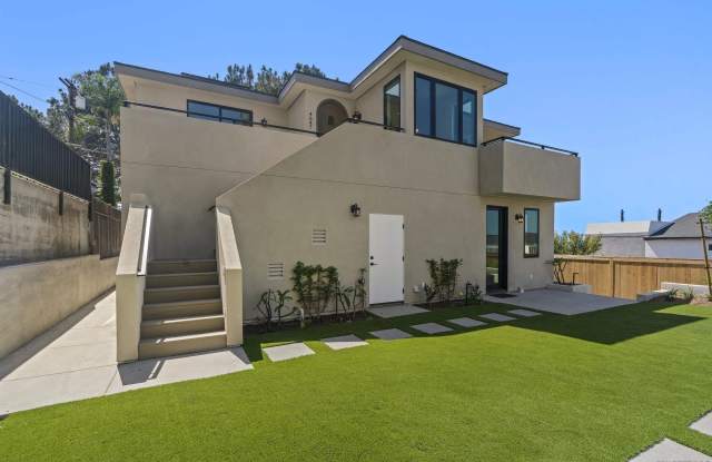 4647 Coronado Avenue Gallery 1