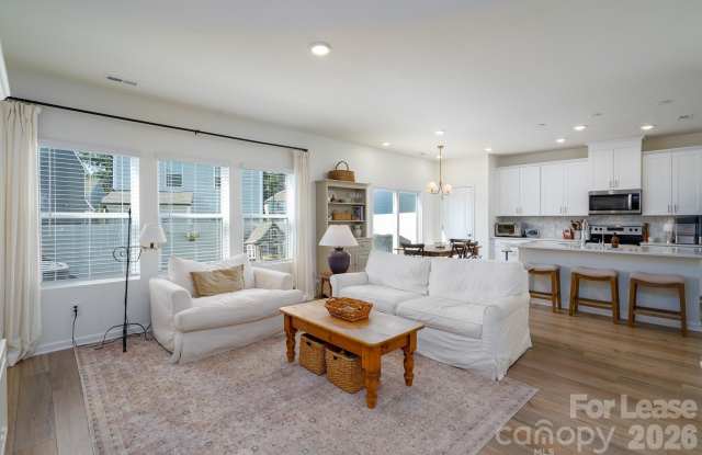 321 Fairchild Way Gallery 2