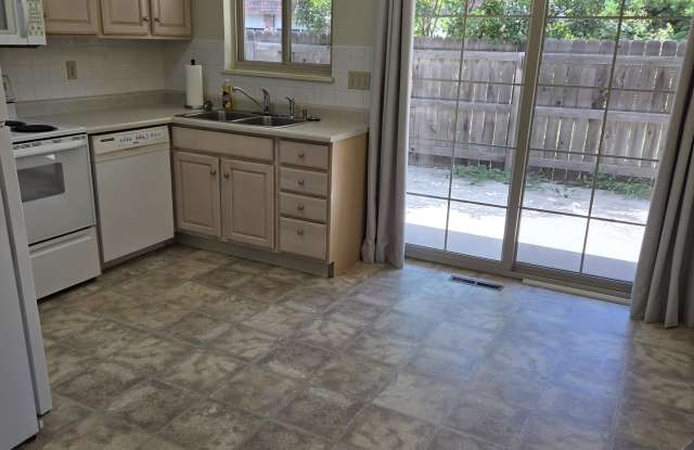 414 East Thunderbird Drive - 1 Gallery 3
