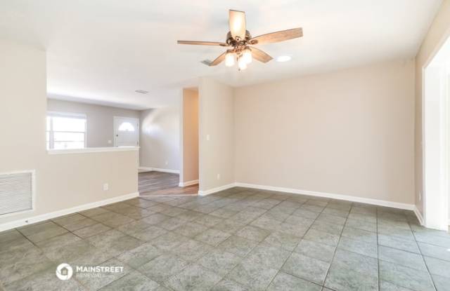 1220 Arbor Circle Gallery 4