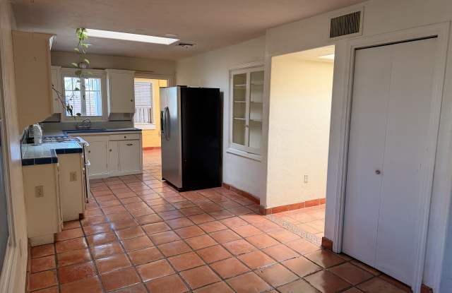 3452 East Willard Street photos photos