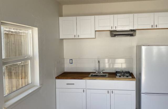 465 Industrial Park Dr Gallery 3